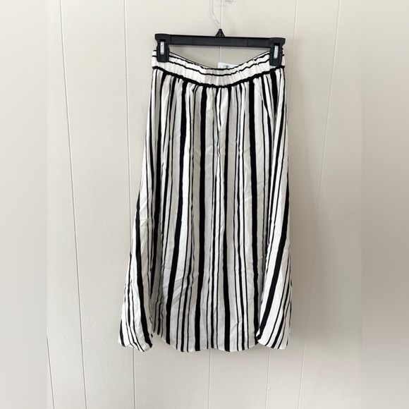 Loft pull on button front midi skirt black white stripe size XS new - Picture 4 of 4